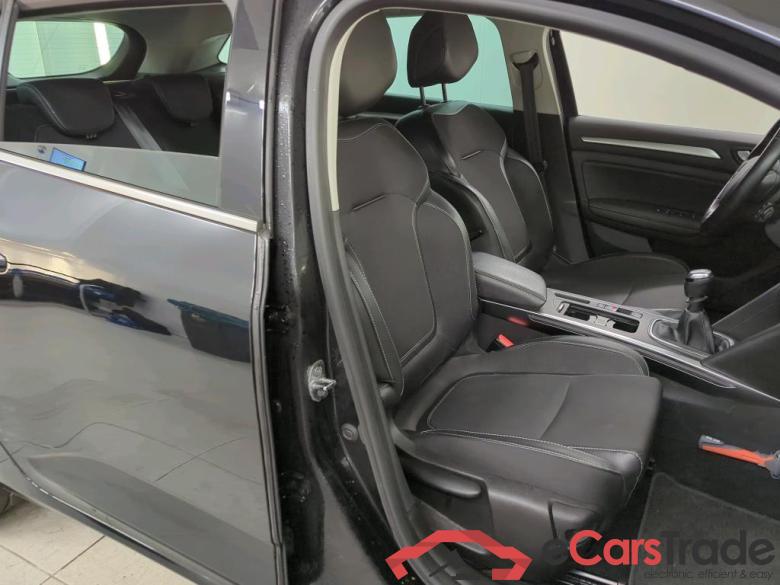 Renault Mégane Estate TCe 115 Intens 5d #3