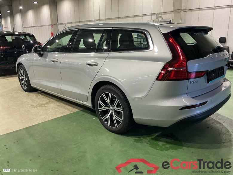 VOLVO V60 2.0 B3 MHEV CORE DCT #3