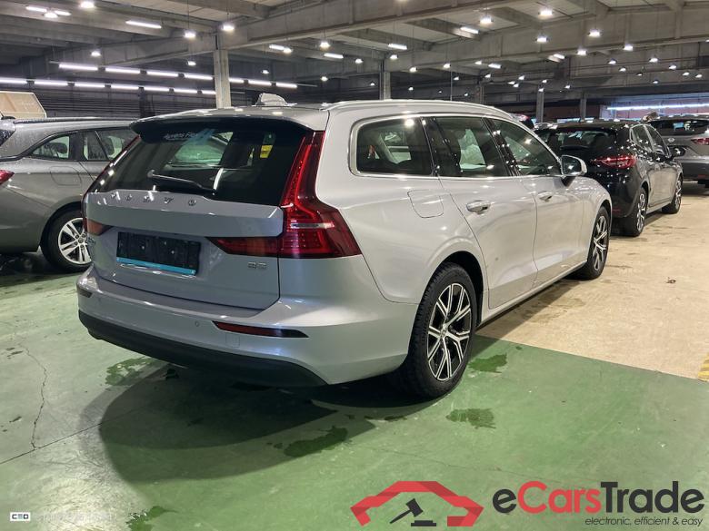VOLVO V60 2.0 B3 MHEV CORE DCT #4