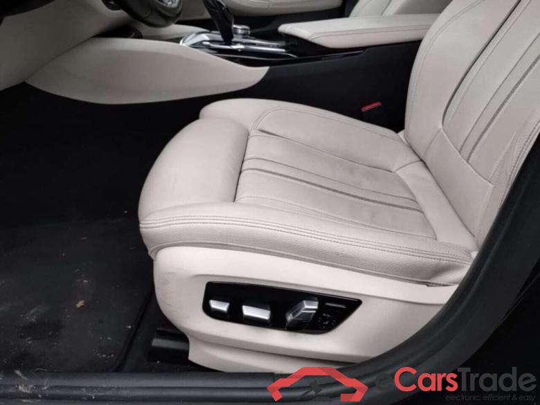 BMW 5-serie 520i High Executive #5