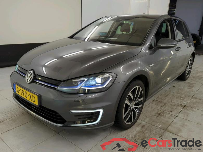 Volkswagen Golf e-Golf auto 5d