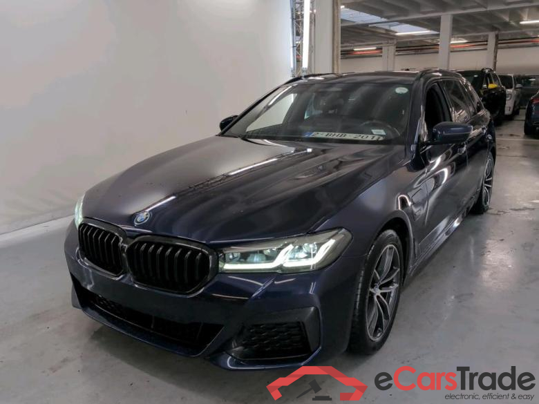 BMW 5-serie 2.0 530E 200KW XDRIVE AUTO TOURING