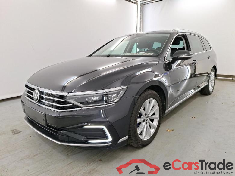 VOLKSWAGEN PASSAT VARIANT GTE - 2020 1.4 TSI PHEV GTE Business DSG