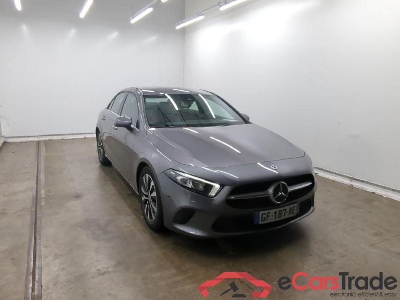 MERCEDES-BENZ Classe A Berline / 2018 / 4P / Berline A 200 d Business Line 8G-DCT #2