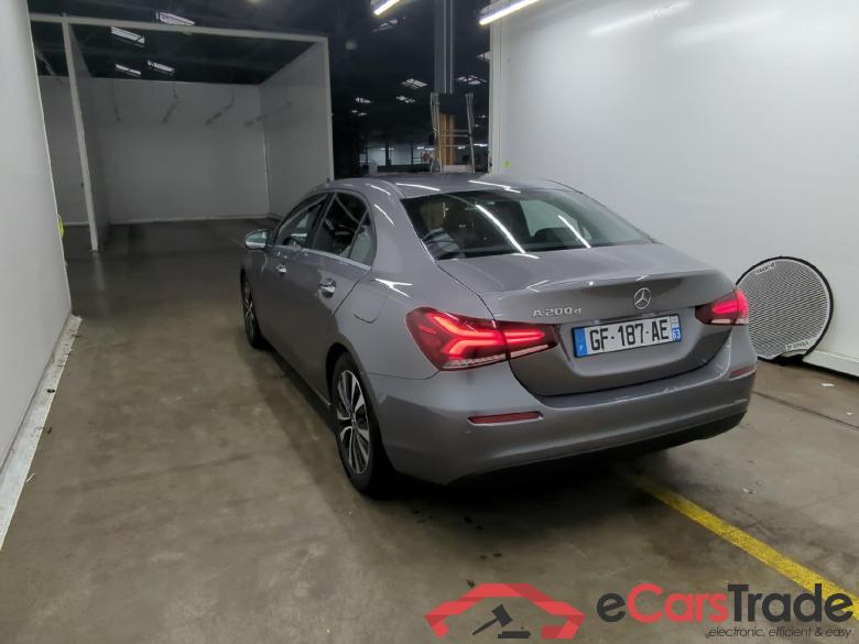 MERCEDES-BENZ Classe A Berline / 2018 / 4P / Berline A 200 d Business Line 8G-DCT #4