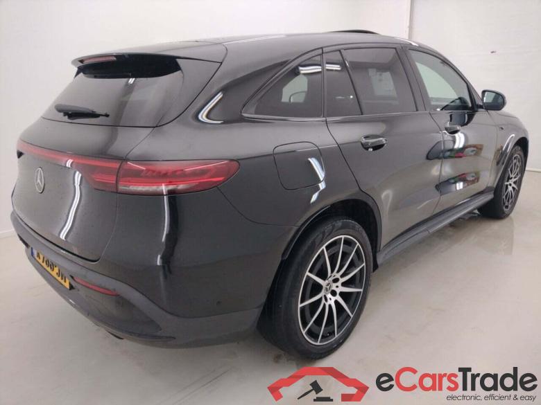 MERCEDES-BENZ EQC 400 4-Matic AMG Bns Solution #2