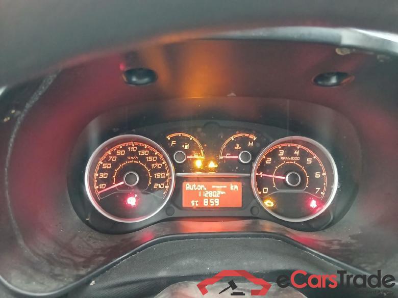 FIAT Doblò Cargo/2015/4P/furgón derivado de turismo Cargo SX 1.3 Mjet 70 kW (95 CV) #4