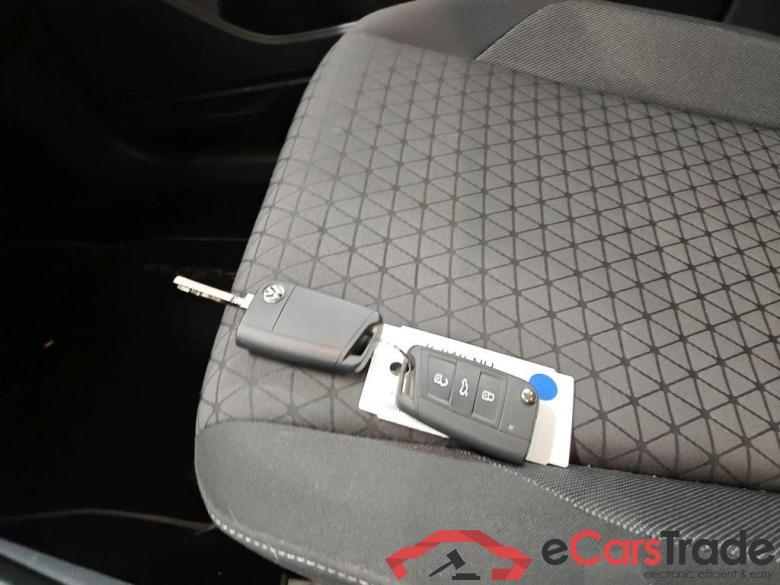 VOLKSWAGEN T-Cross 70 kW #6