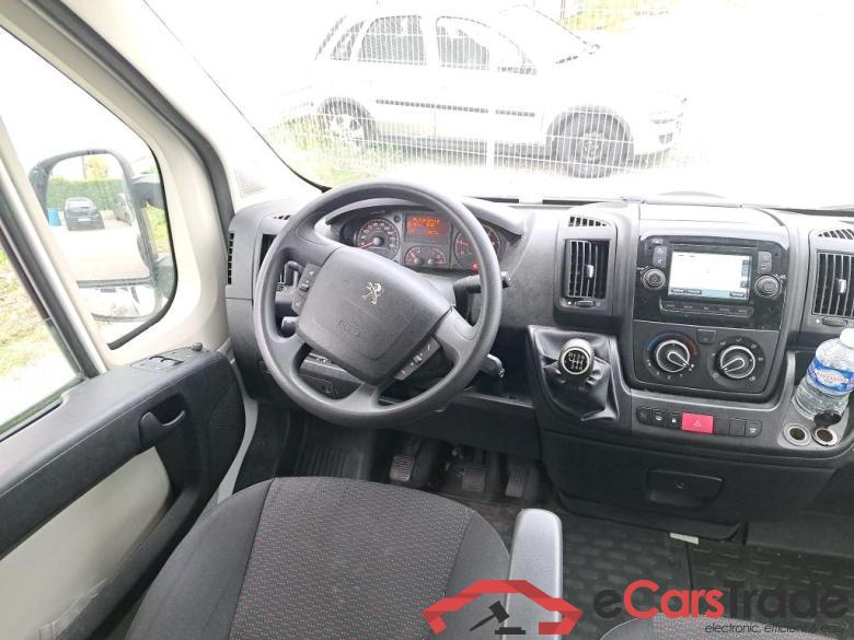 PEUGEOT Boxer / 2014 / 4P / Combi 2.0 BLUEHDI 130 S&S 333 L2H2 ACTIVE #5