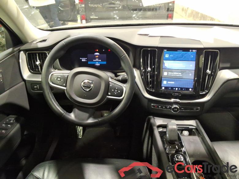 VOLVO XC60 2.0 B4 P MHEV MOMENTUM PRO AUTO #6