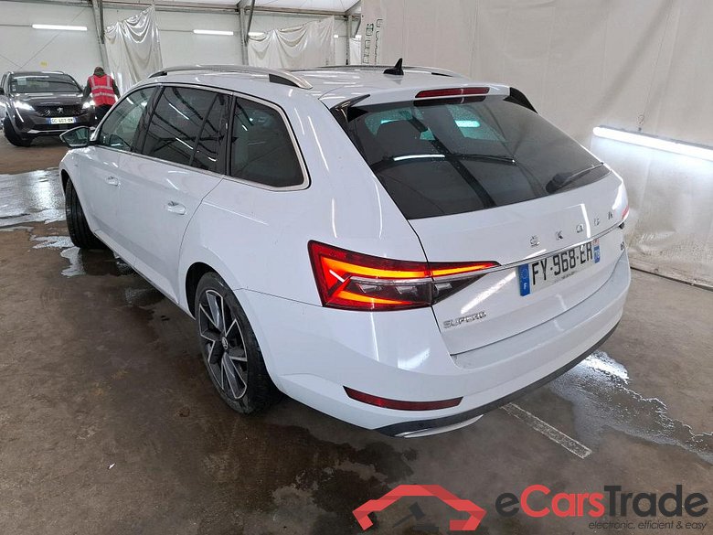SKODA Superb Combi / 2019 / 5P / Break 1.4 TSI PHEV 218ch DSG6 Laurin & Klement #2
