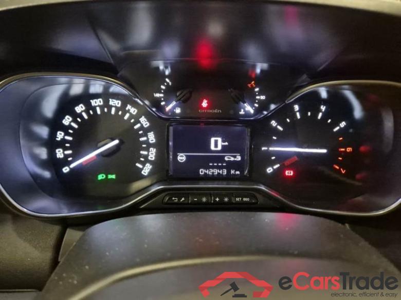 CITROEN C3 AIRCROSS / 2017 / 5P / SUV PURETECH 110 SeS SHINE #4