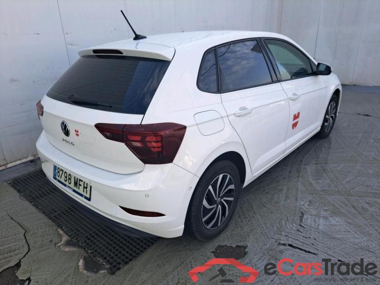 VOLKSWAGEN Polo / 2021 / 5P / berlina con portón Life 1.0 TSI 70kW (95CV) #2