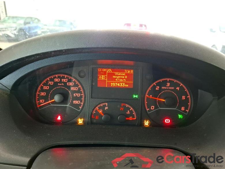 PEUGEOT Boxer / 2014 / 4P / Fourgon tôlé BlueHDi 140 S&S ASPHALT 335 L2H2 #6