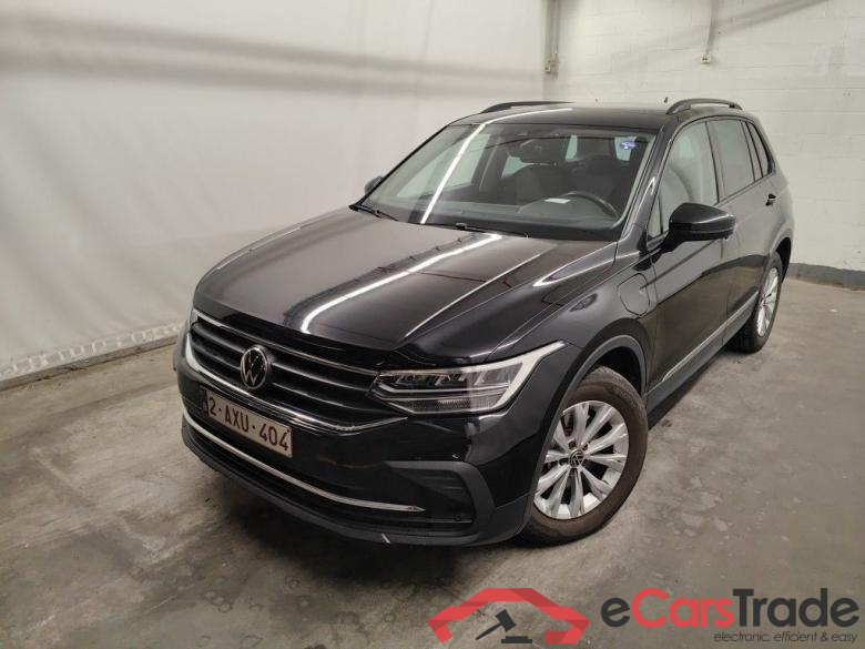 Volkswagen Tiguan 1.4 eHybrid DSG Life 5d