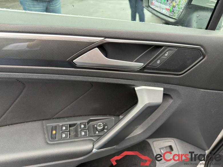 VOLKSWAGEN Tiguan Tiguan Highline 2.0 TDI SCR BMT 110 kW (150 ch) 7 vitesses DSG #6