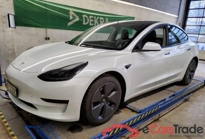 TESLA Model 3 RWD Hinterradantrieb 4d 239kW #1
