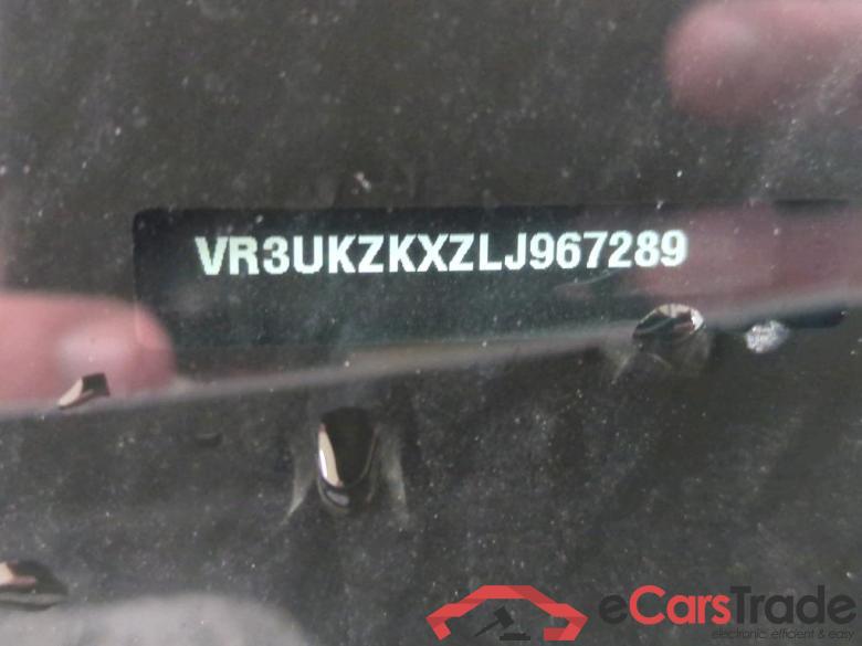 Peugeot e-2008 Allure Pack EV 50kWh 136 5d #6