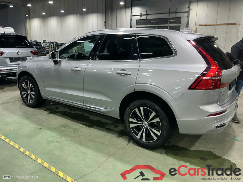 Volvo XC60 2.0 T6 Plug-In Hybrid Inscription 4WD Aut. Pano LED Virtual Navi KeylessGo Klima PDC ... #5