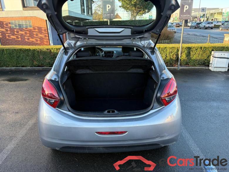 PEUGEOT 208 1.2i PureTech Like S&S (EU6.2) #5