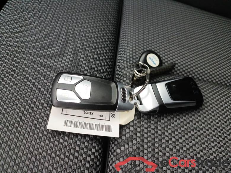 AUDI Q5 - 2021 50 TFSIe 265hp Quattro PHEV S line S tronic 5d #4