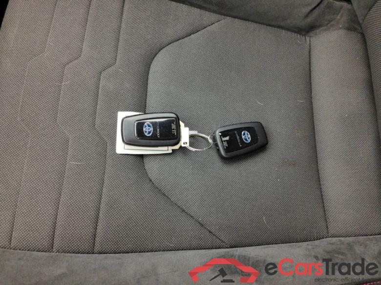 TOYOTA COROLLA TOURING SPORTS - 2019 1.8 Hybrid 98 Premium GPF e-CVT 4d #4