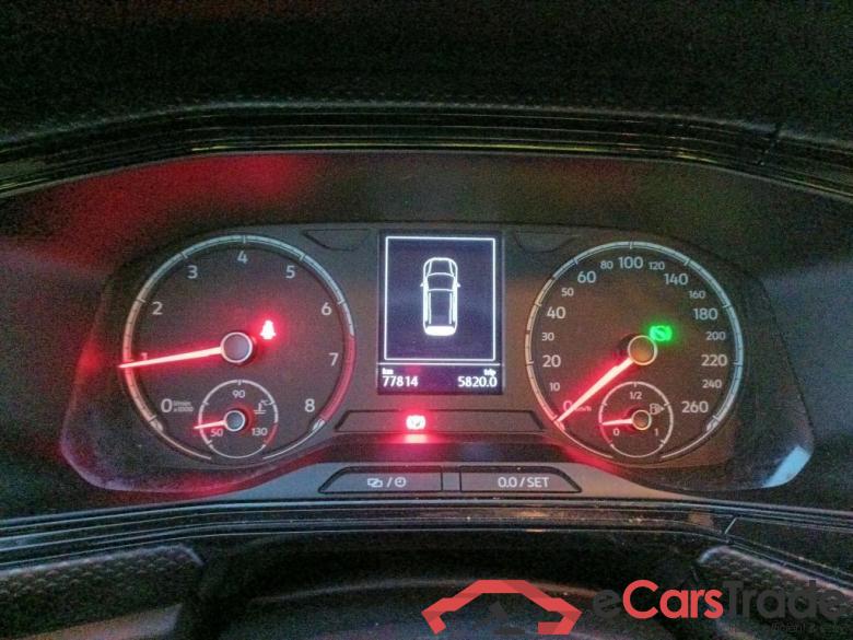 VOLKSWAGEN T-Cross / 2018 / 5P / todoterreno Advance 1.0 TSI 81kW (110CV) DSG (AC3) #4