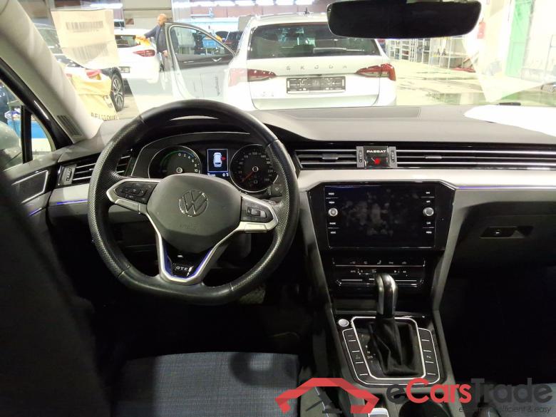 VOLKSWAGEN PASSAT VARIANT 1.4 TSI MSQ VARIANT GTE BUSINESS #6