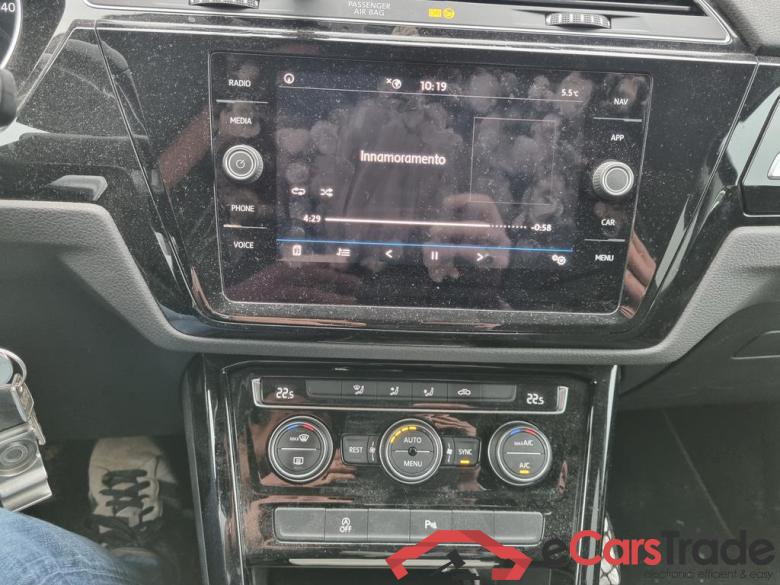 VOLKSWAGEN Touran Touran Highline 2.0 TDI SCR 110 kW (150 ch) 6 vitesses manuel #6