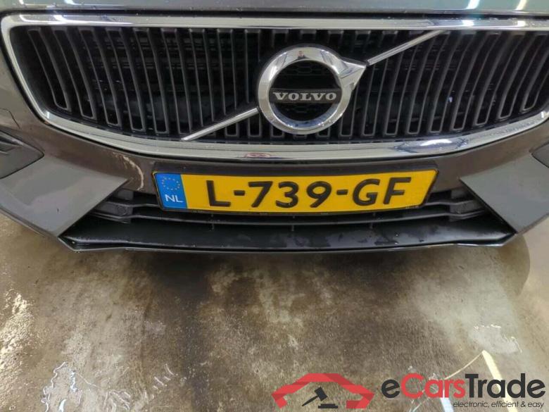 VOLVO V60 2.0 B3 Mom. Adv. #4
