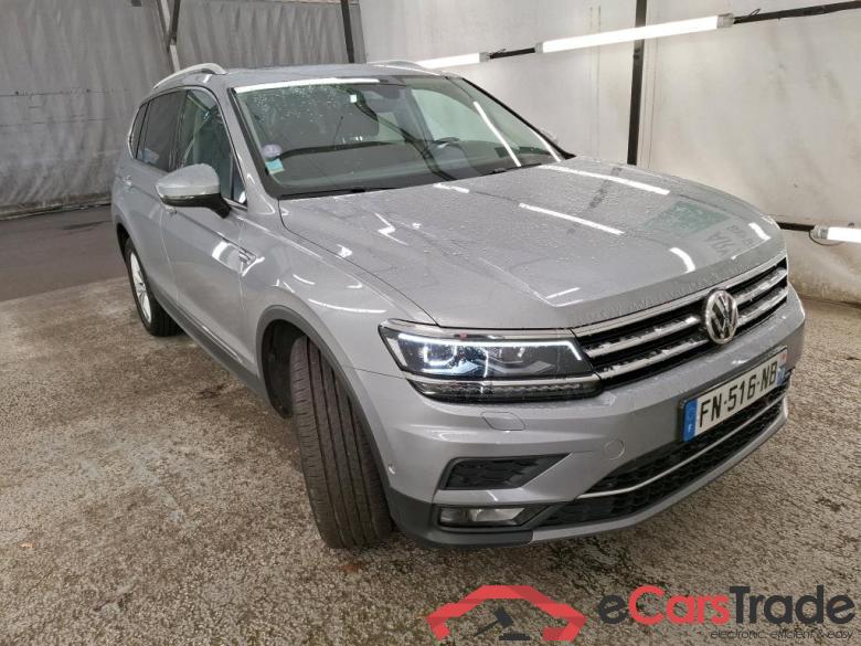 VOLKSWAGEN Tiguan Allspace 2017 5P SUV 20 TDI 150 DSG7 Carat #4