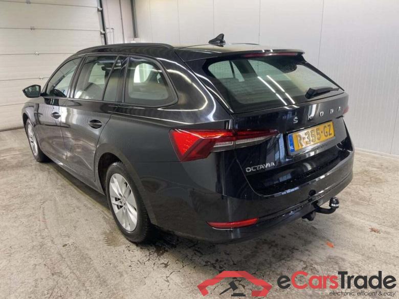 SKODA Octavia Combi 1.0 TSI Ambition #6