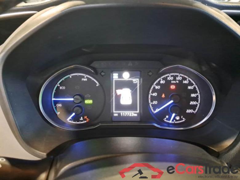 TOYOTA YARIS / 2017 / 5P / BERLINA 1.5 HYBRID BUSINESS #4