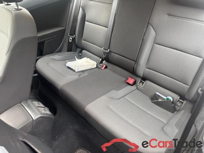 VOLKSWAGEN Golf VII Golf CL 1.6 TDI 85 kW (115 ch) 5 vitesses manuel #4