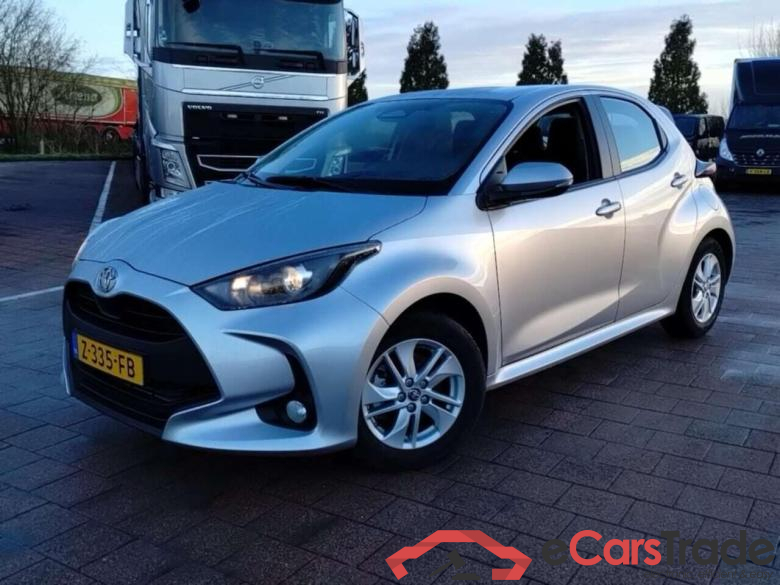 TOYOTA YARIS 1.5 Hybrid 115 Active