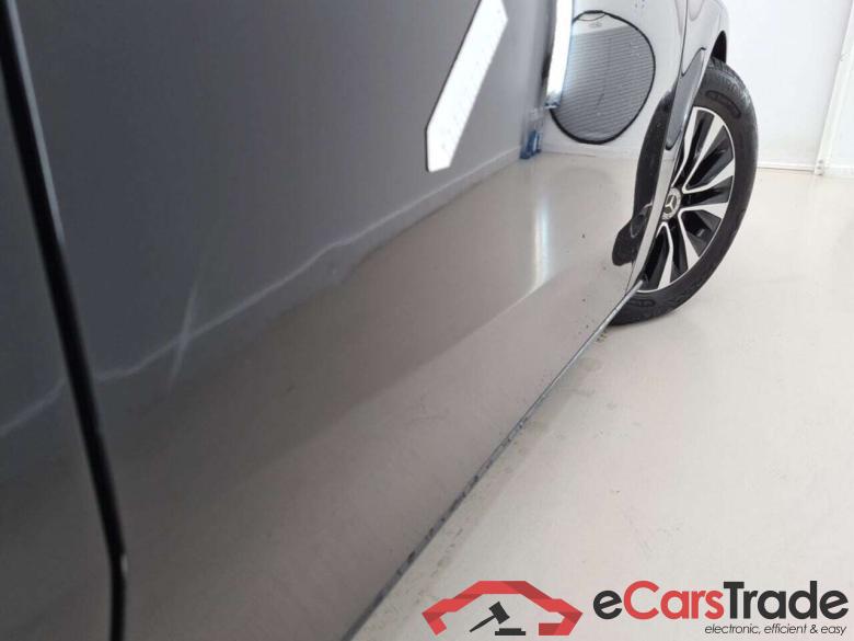 MERCEDES-BENZ A-KLASSE SEDAN 200D BUSINESS SOL. LTD. DCT #5