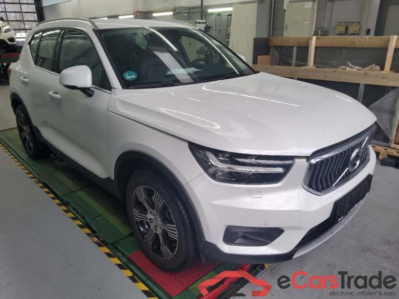 Volvo XC40 (2017->) DE - SUV5 B4 2WD EU6d, Inscription (EURO 6d), 2020 - 2022 #2