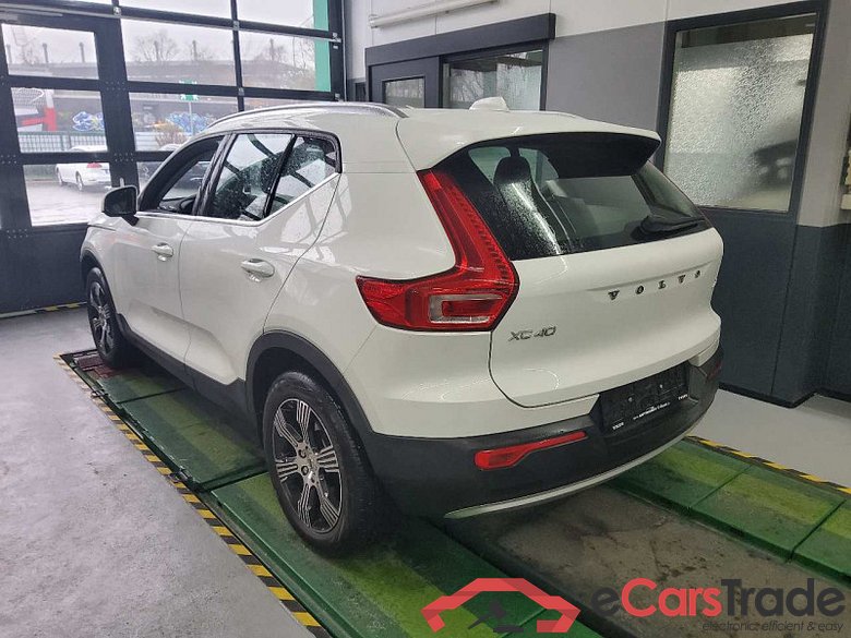 Volvo XC40 (2017->) DE - SUV5 B4 2WD EU6d, Inscription (EURO 6d), 2020 - 2022 #4
