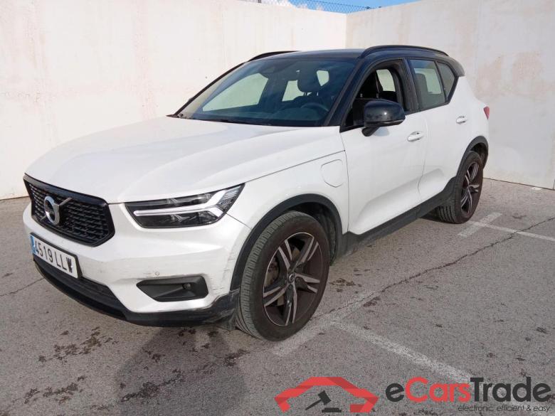 VOLVO XC40 / 2017 / 5P / todoterreno 1.5 T4 Twin Recharge R-Design Auto #1