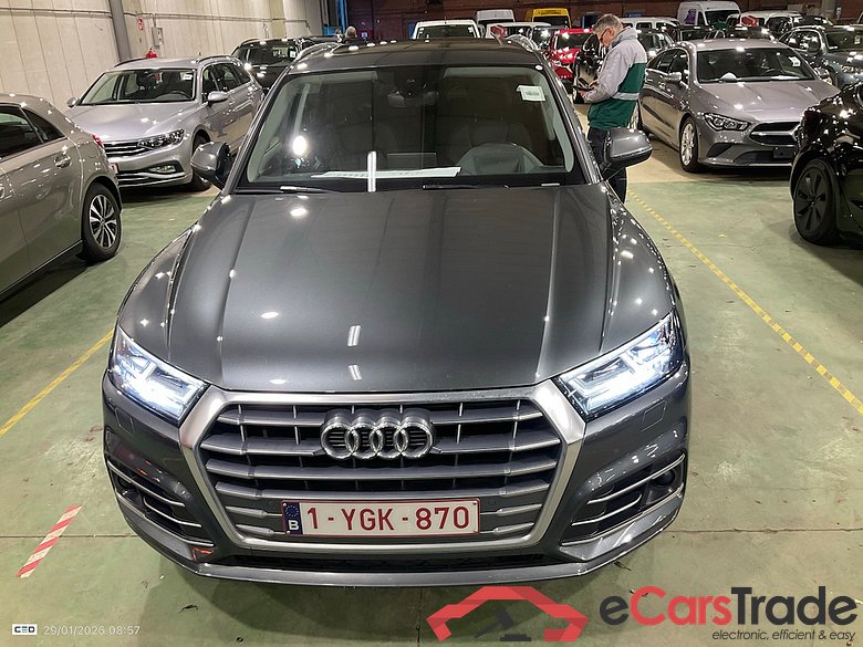 AUDI Q5 DIESEL - 2017 35 TDi Business Edition Sport S tronic #2