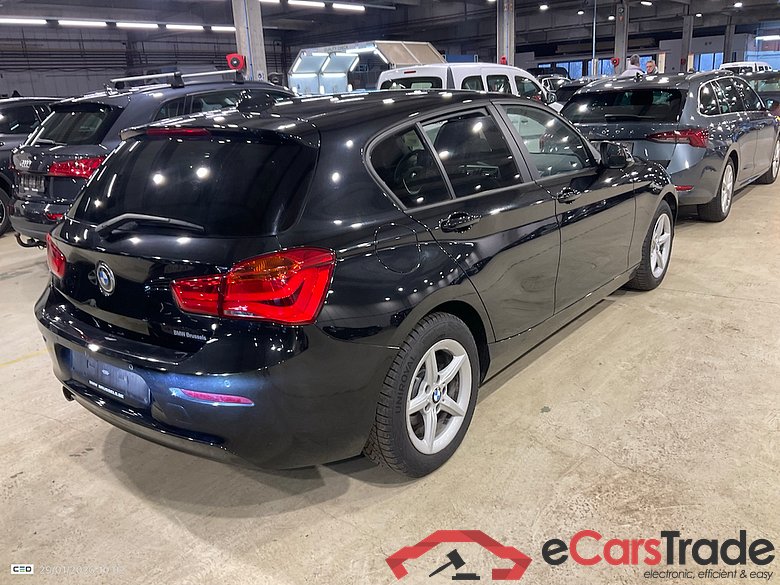 BMW 116d Aut. LED-Xenon 1/2 Leather Navi KeylessGo Camera Klima PDC ... #2
