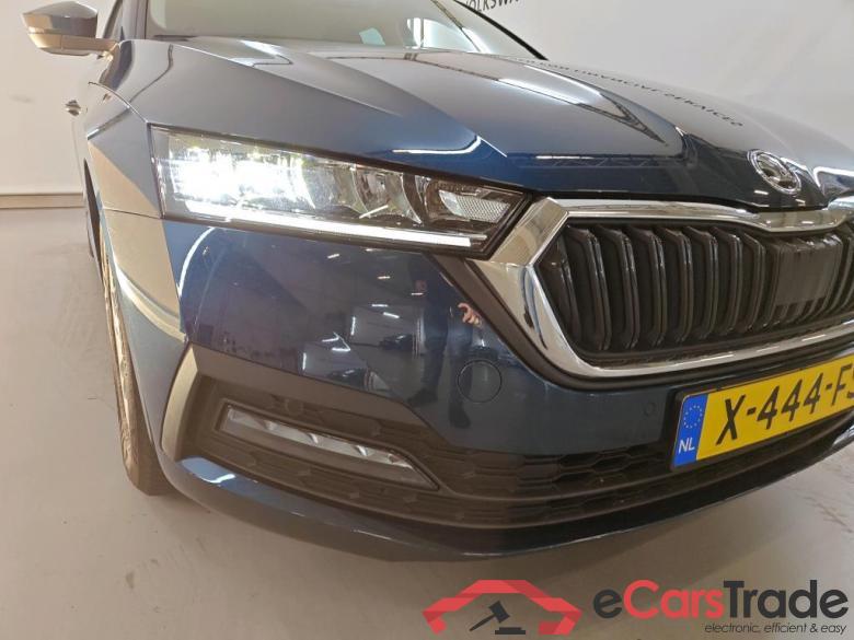 SKODA Octavia Combi 81 kW #4