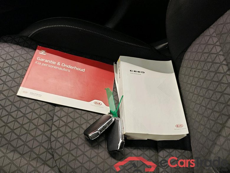 Kia Ceed Sportswagon 1.5 T-GDi DynamicLine 5d #4