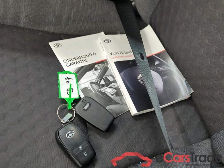 Toyota Yaris 1.5 Hybrid Dynamic Automaat 5d #4