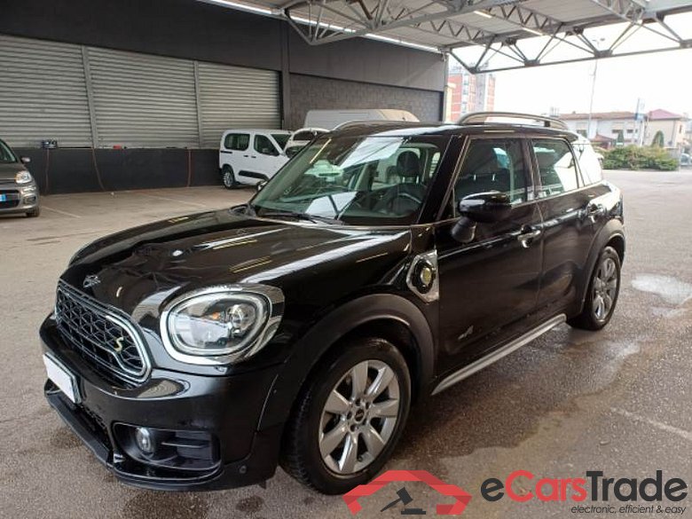 MINI COUNTRYMAN / 2016 / 5P / BERLINA COOPER S E ALL4 BUSINESS AUTOM. #1