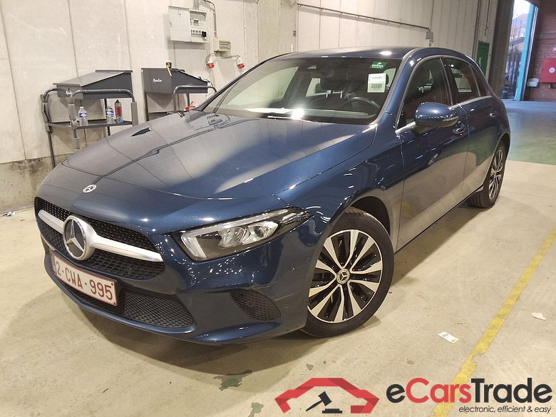 MERCEDES-BENZ A-CLASS 1.3 A 250 E DCT BUSINESS SOLUTION