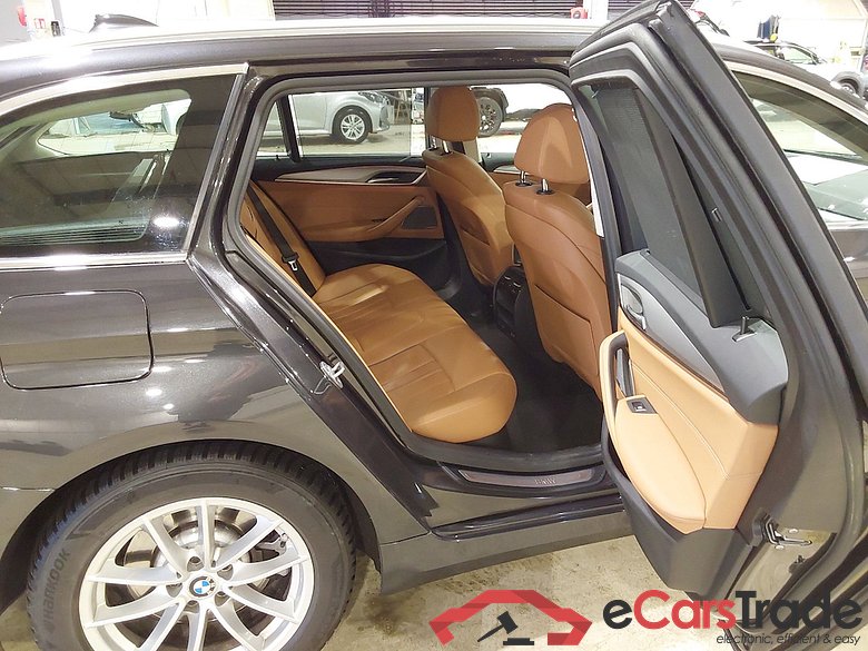 BMW 5 SERIES TOURING 2.0 518D 100KW TOURING AUTO #5