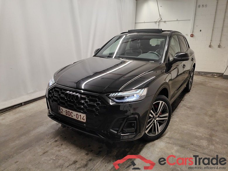 Audi Q5 Business Edition S line 40 TDI quattro 5d #1
