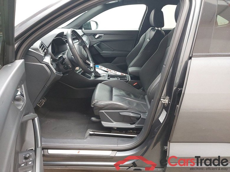 Audi Q3 Sportback 35 TDI S tronic S Line Business Ed 5d #3