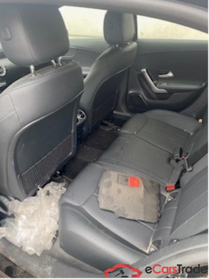 Mercedes A-Klasse A-Klasse A 250 e Luxury Line (PHEV) 160kW/218pk  5D/P Auto-8